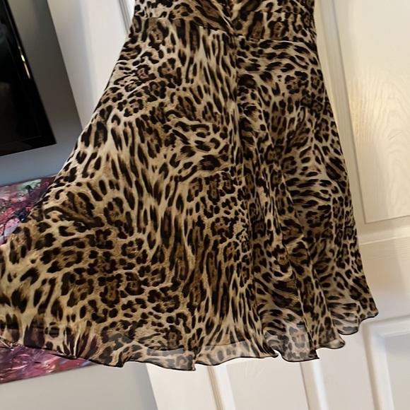L’ AGENCE Animal print midi Dress 👗 with lining. - Picture 10 of 13